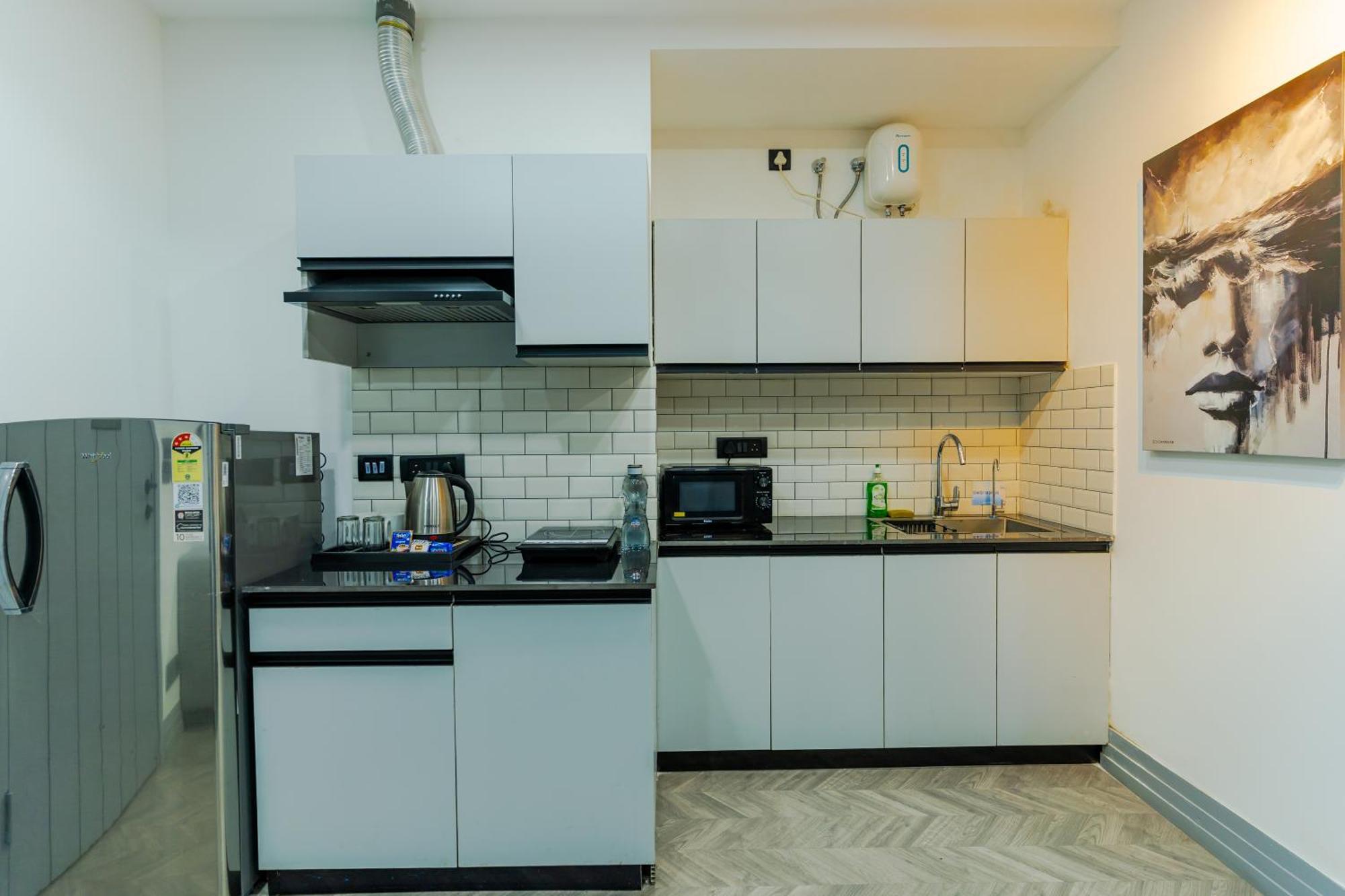 Bedchambers Luxury Apartment Near Golf Course Road Gurgaon Buitenkant foto