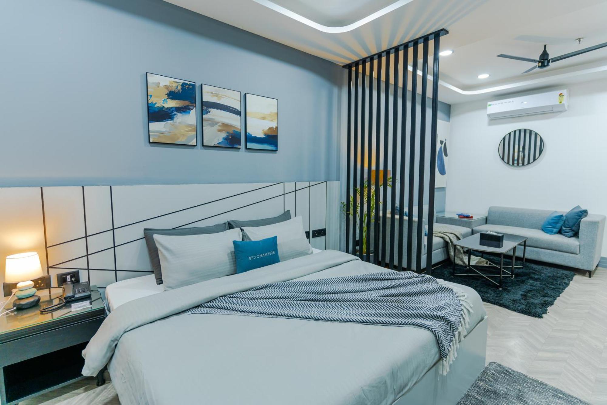 Bedchambers Luxury Apartment Near Golf Course Road Gurgaon Buitenkant foto
