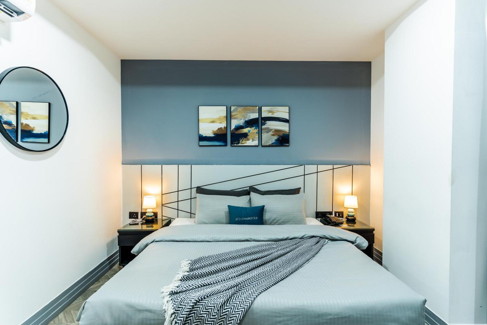 Bedchambers Luxury Apartment Near Golf Course Road Gurgaon Buitenkant foto